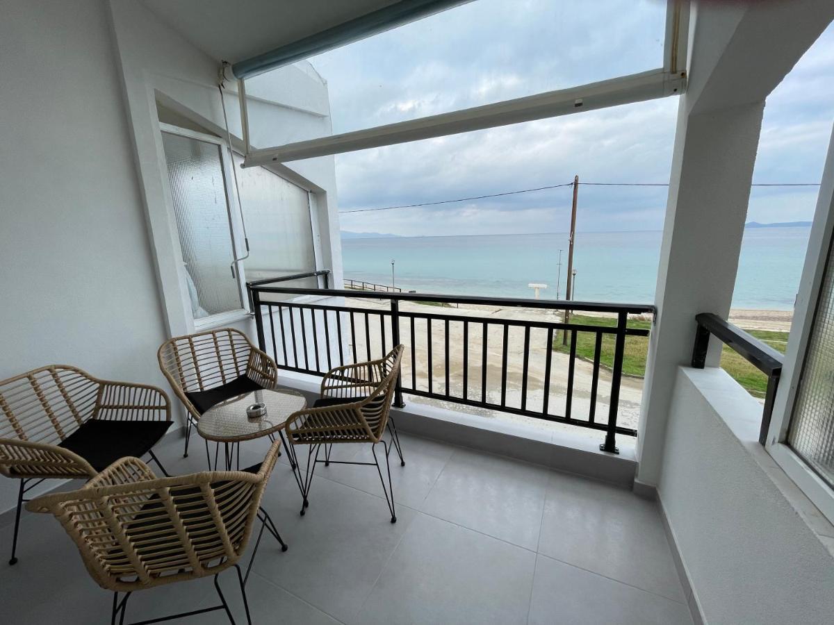 Appartement Sea View Loft à Nea Roda Extérieur photo